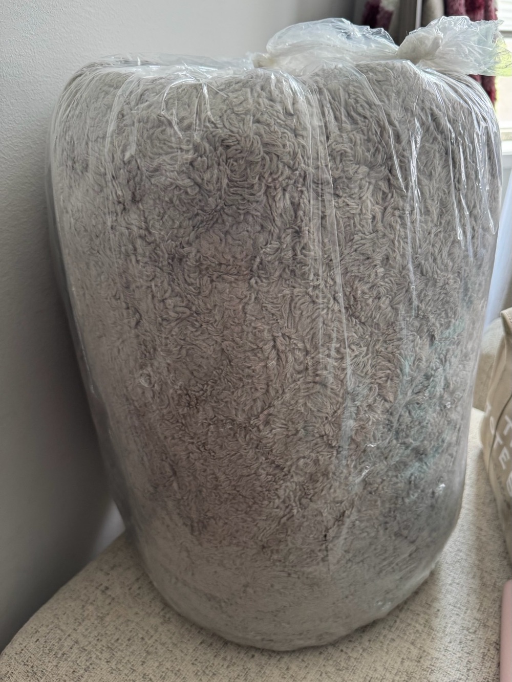 Koolaburra Plush Shaggy Comforter in Light Gray